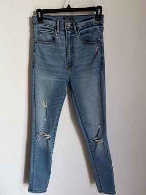 Abercrombie & Fitch Light Blue Distressed High-Rise Skinny Jeans